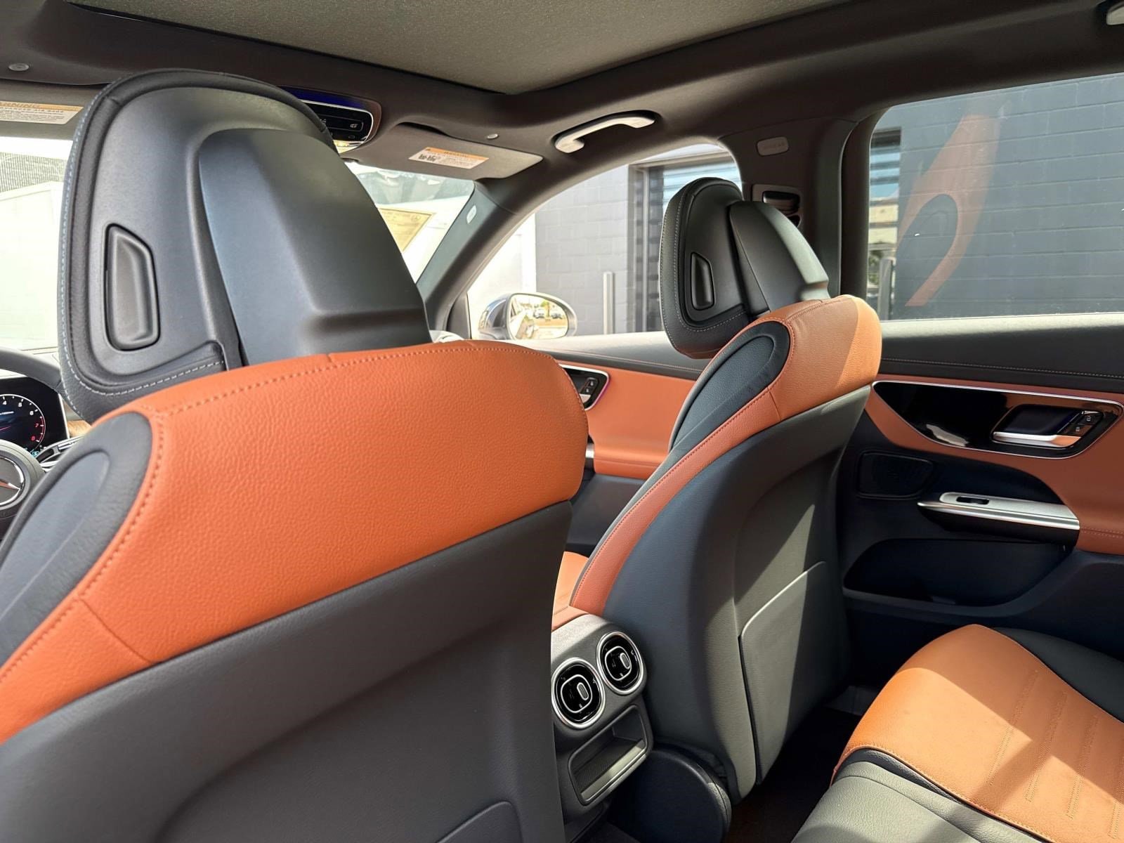 2025 MERCEDES-BENZ GLC-CLASS - Image 22