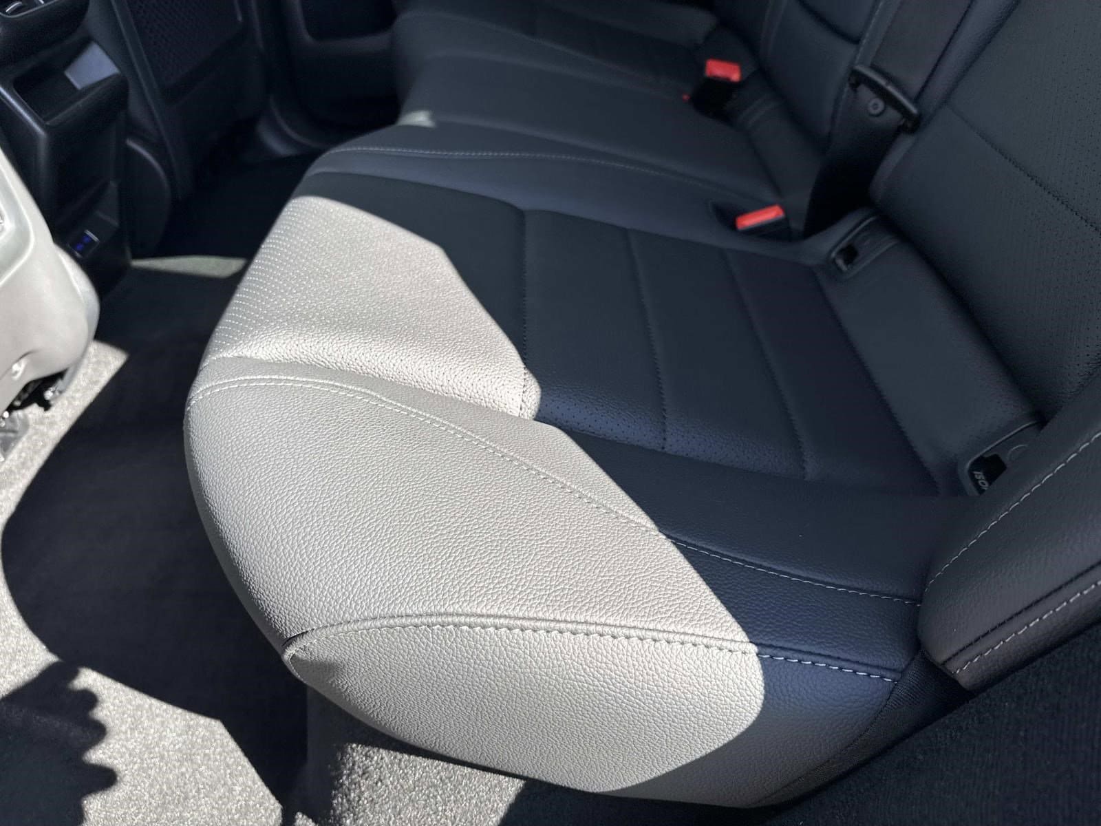 2026 MERCEDES-BENZ GLE-CLASS - Image 15