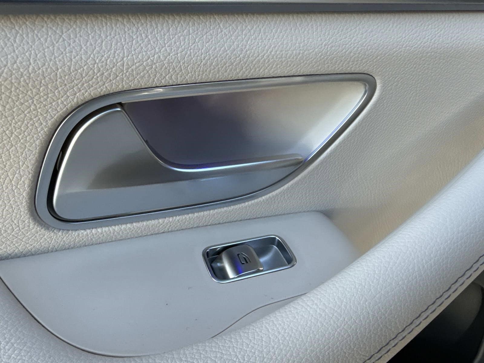 2026 MERCEDES-BENZ GLE-CLASS - Image 17