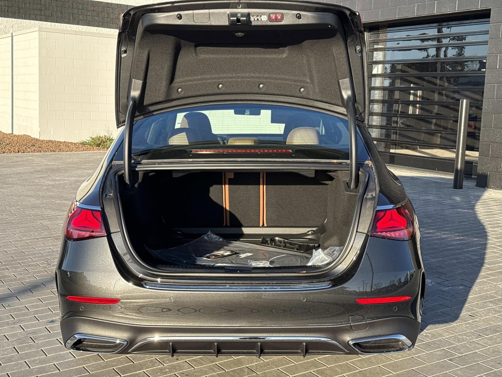 2026 MERCEDES-BENZ E-CLASS - Image 13