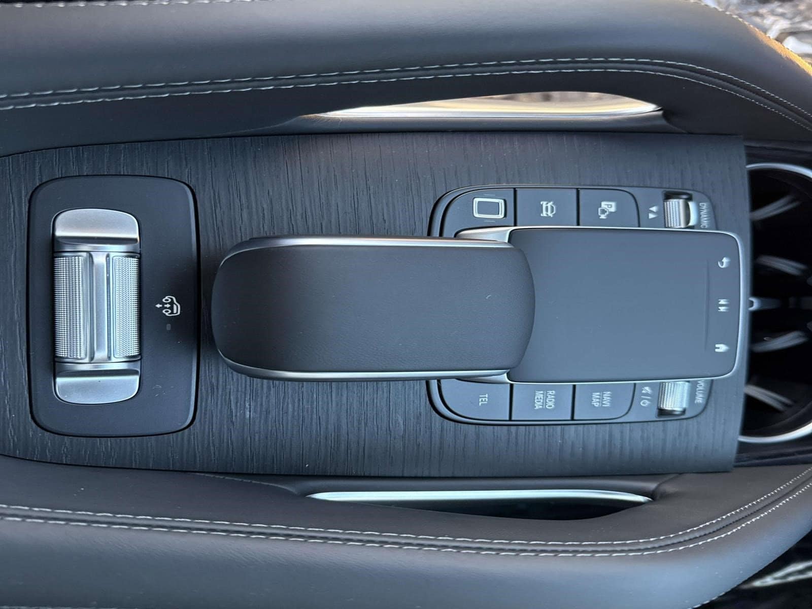 2026 MERCEDES-BENZ GLE-CLASS - Image 38