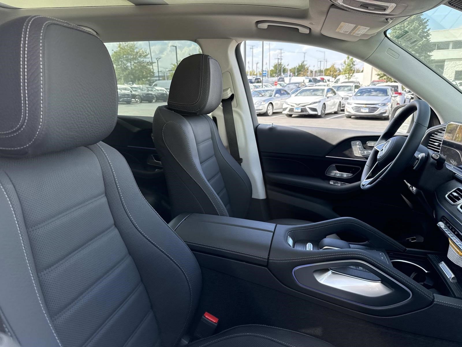 2026 MERCEDES-BENZ GLS-CLASS - Image 4