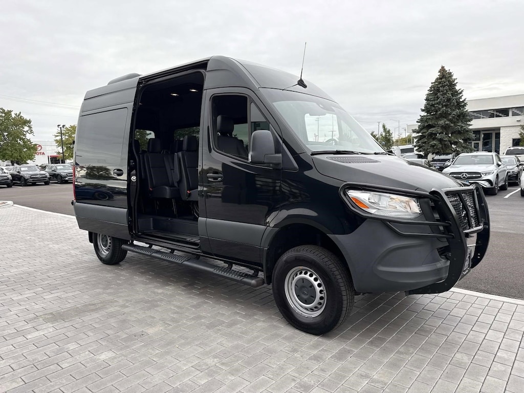Used 2022 Mercedes-Benz Sprinter 2500 Standard Roof V6 Van Passenger Van