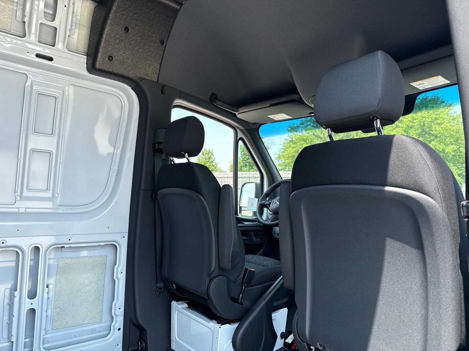 2025 MERCEDES-BENZ SPRINTER - Image 6