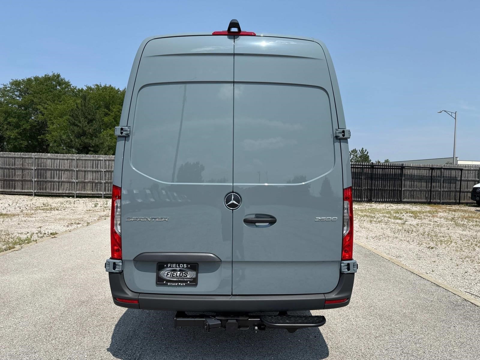 2025 MERCEDES-BENZ SPRINTER - Image 11