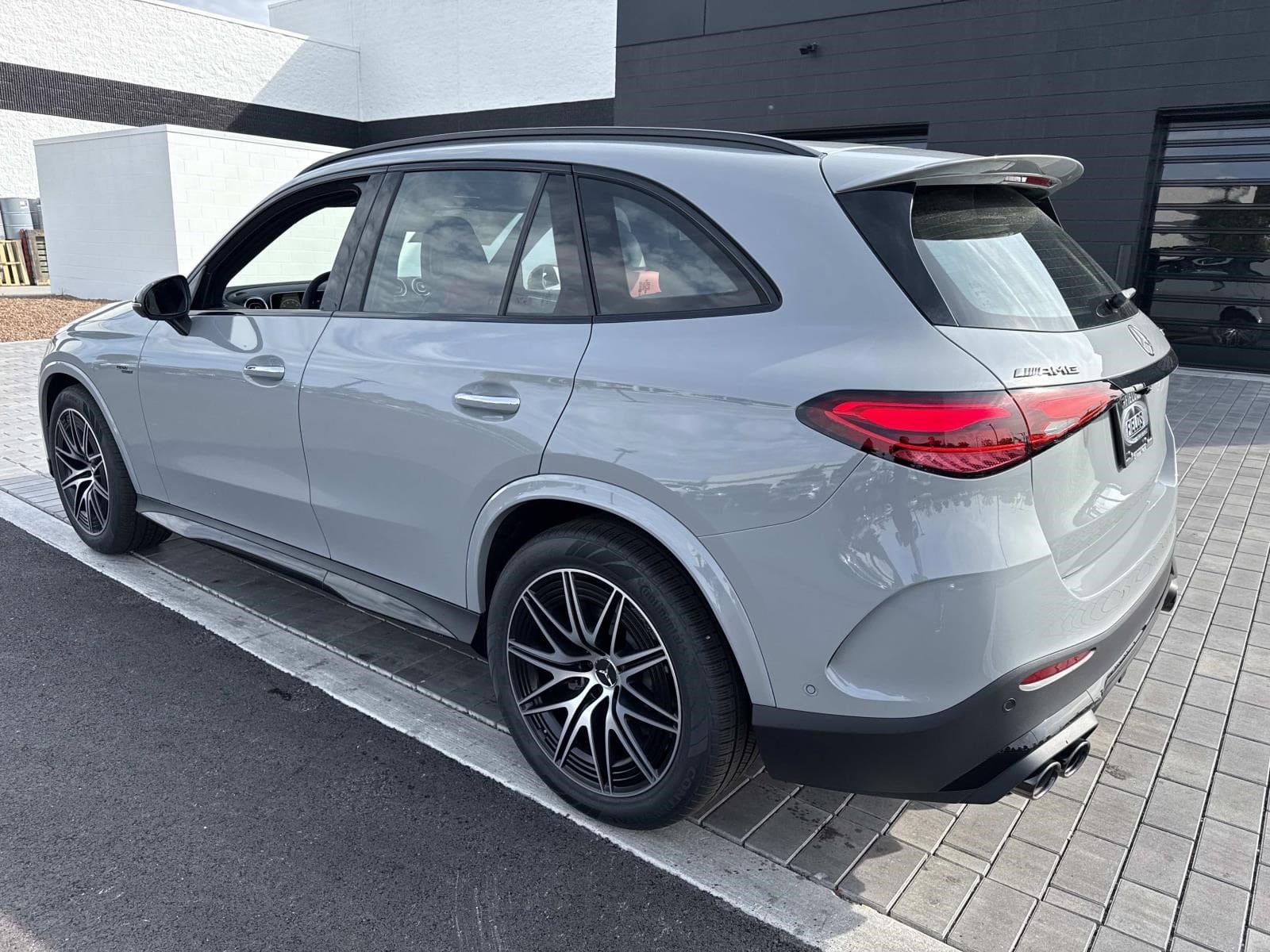 2025 MERCEDES-BENZ GLC-CLASS - Image 8