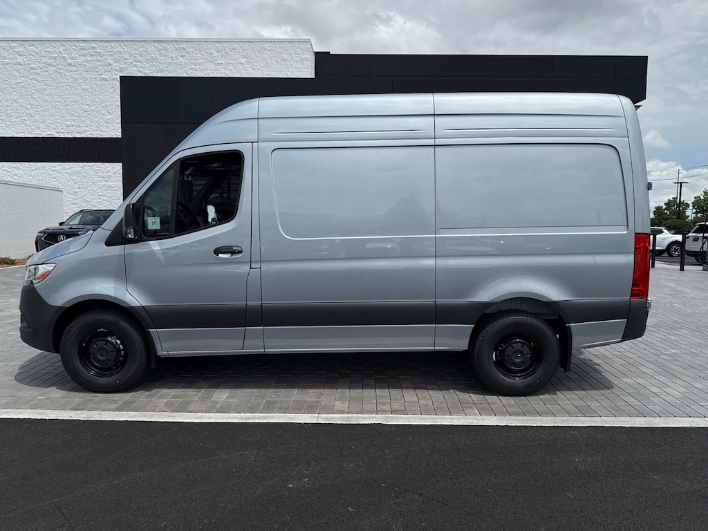 New 2025 Mercedes-Benz Sprinter 2500 Standard Roof 4-Cyl Diesel Van Cargo Van
