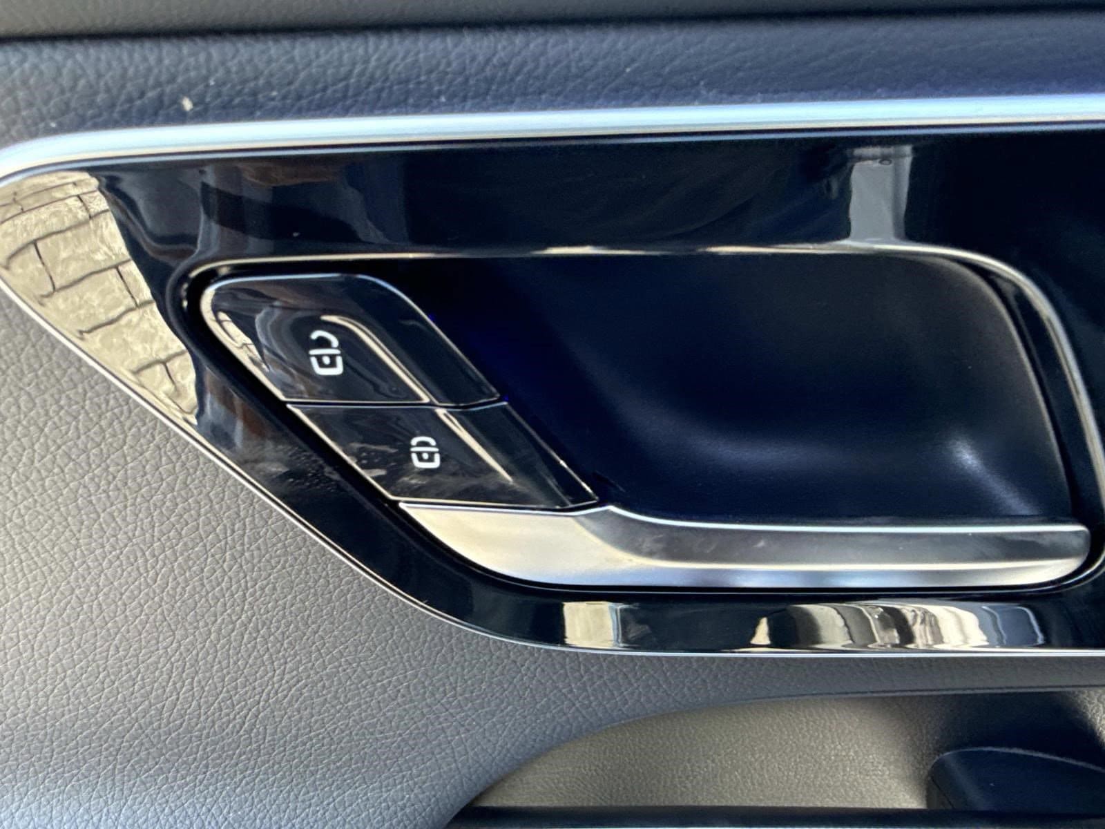 2026 MERCEDES-BENZ GLC-CLASS - Image 23