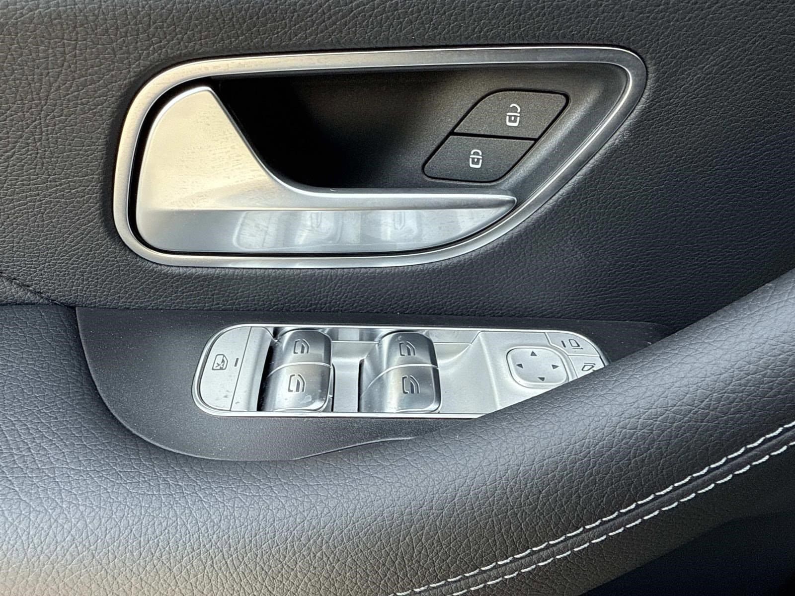 2026 MERCEDES-BENZ GLE-CLASS - Image 24