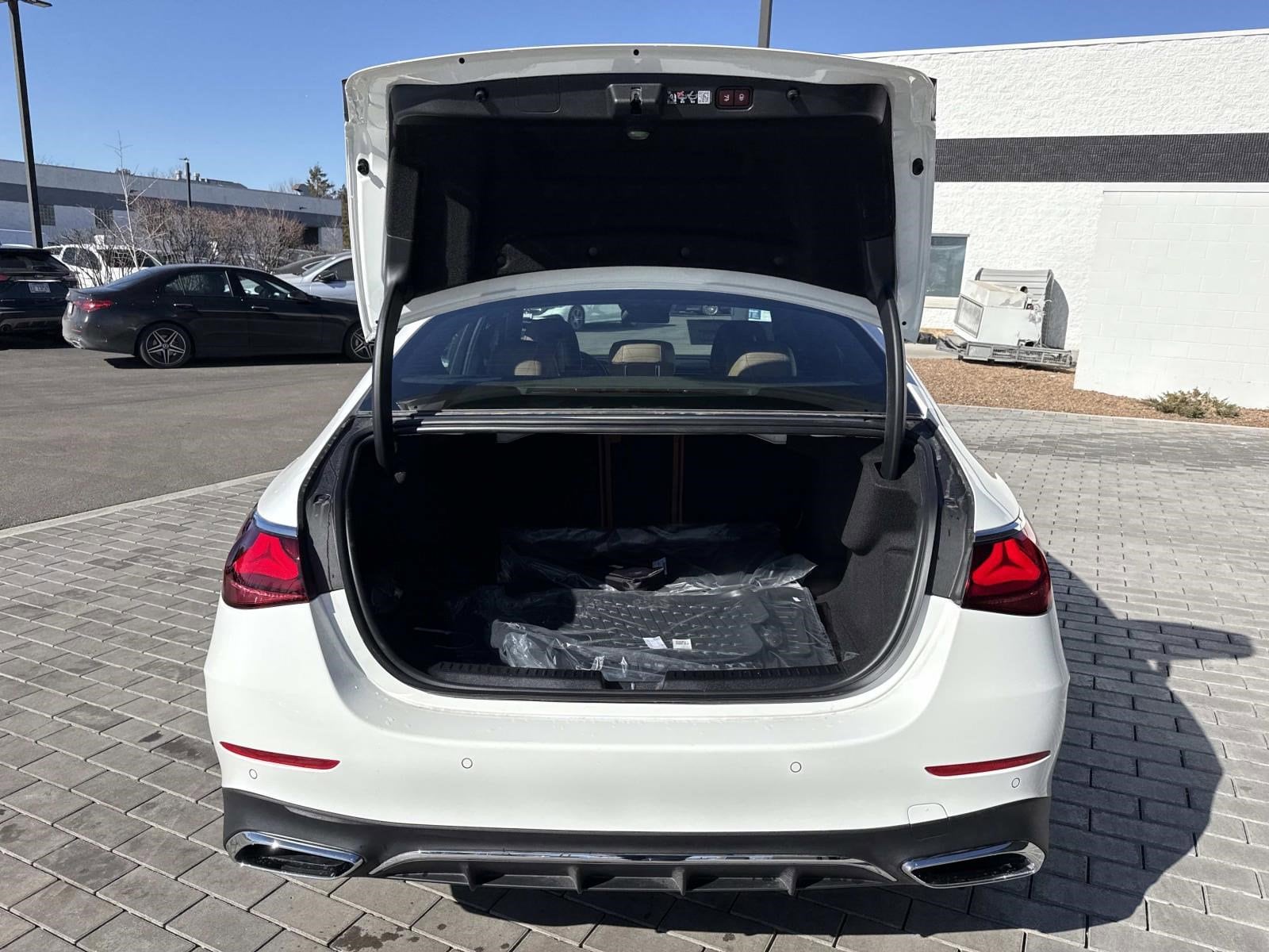 2026 MERCEDES-BENZ E-CLASS - Image 9