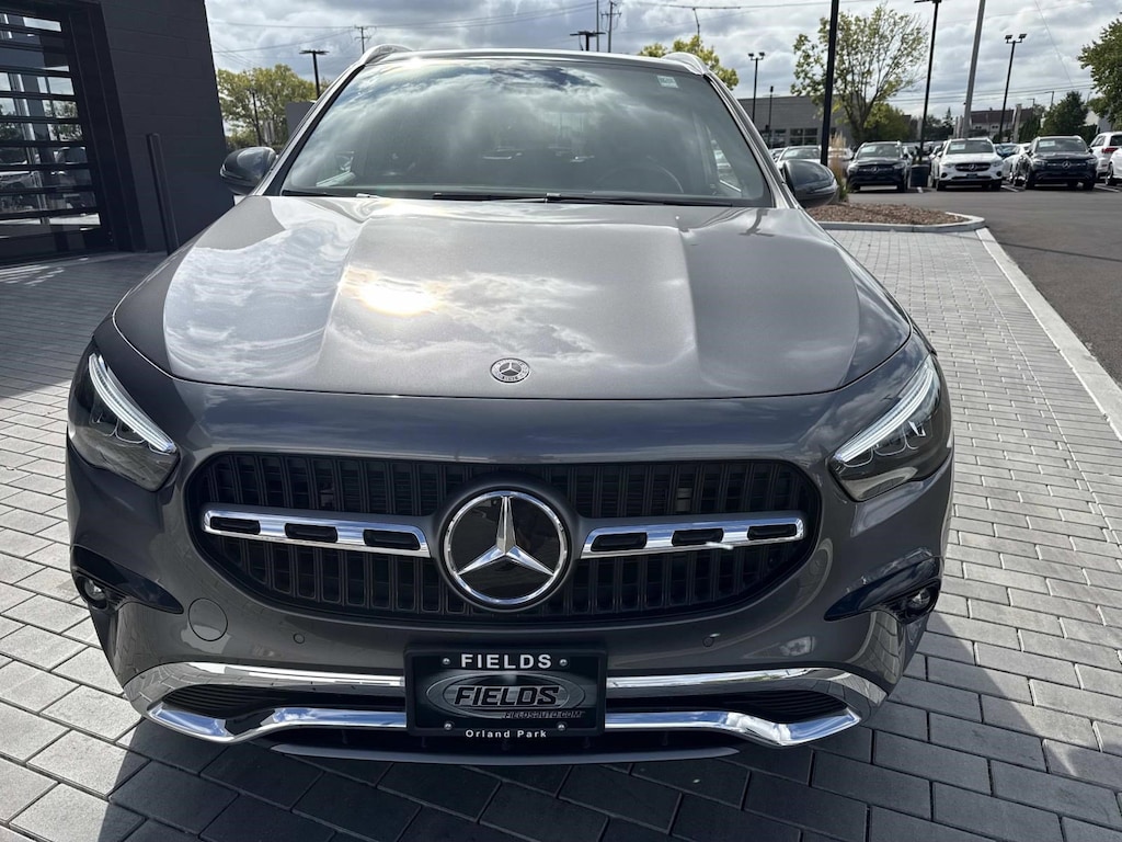 New 2025 Mercedes-Benz GLA 4MATIC SUV