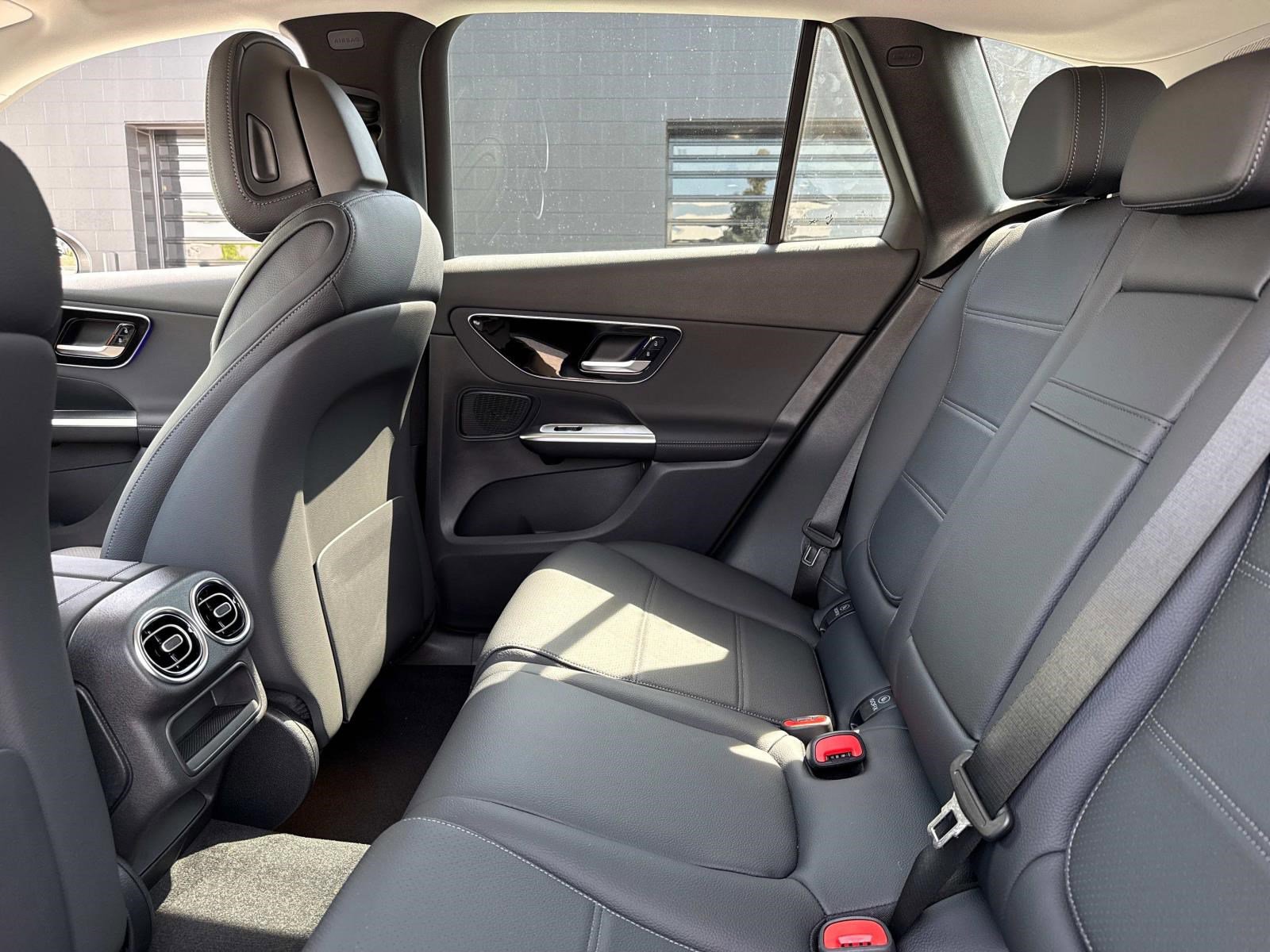 2025 MERCEDES-BENZ GLC-CLASS - Image 18