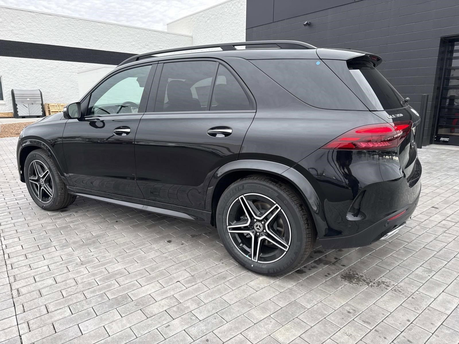 2026 MERCEDES-BENZ GLE-CLASS - Image 9