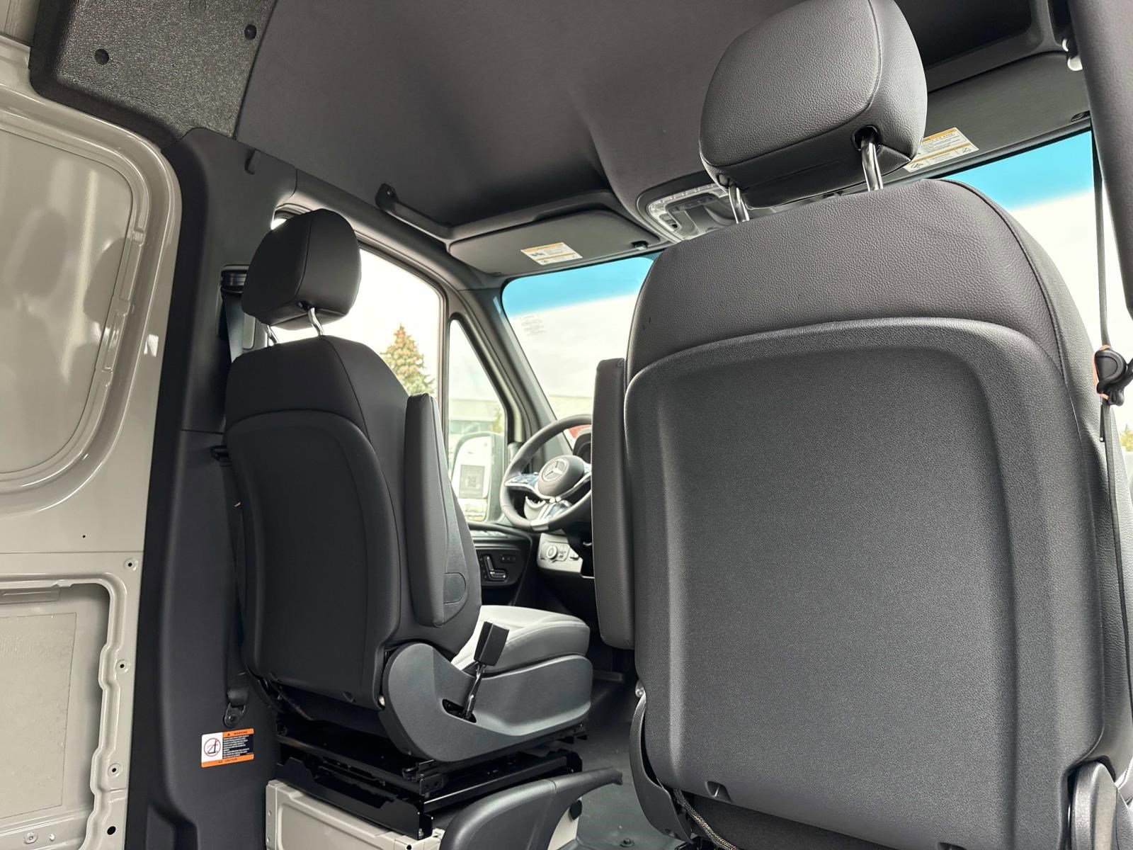 2026 MERCEDES-BENZ SPRINTER - Image 6