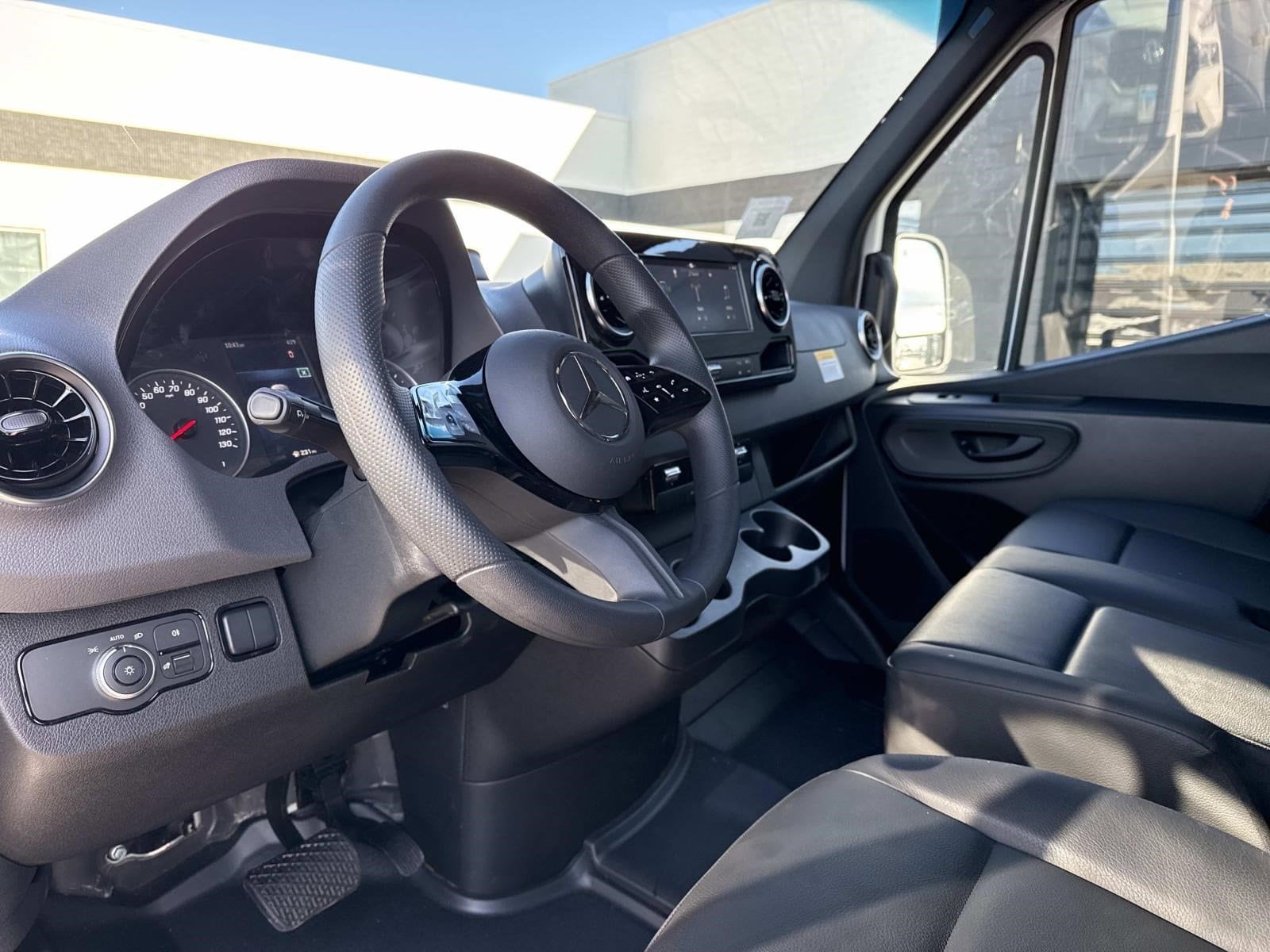 2025 MERCEDES-BENZ SPRINTER - Image 22