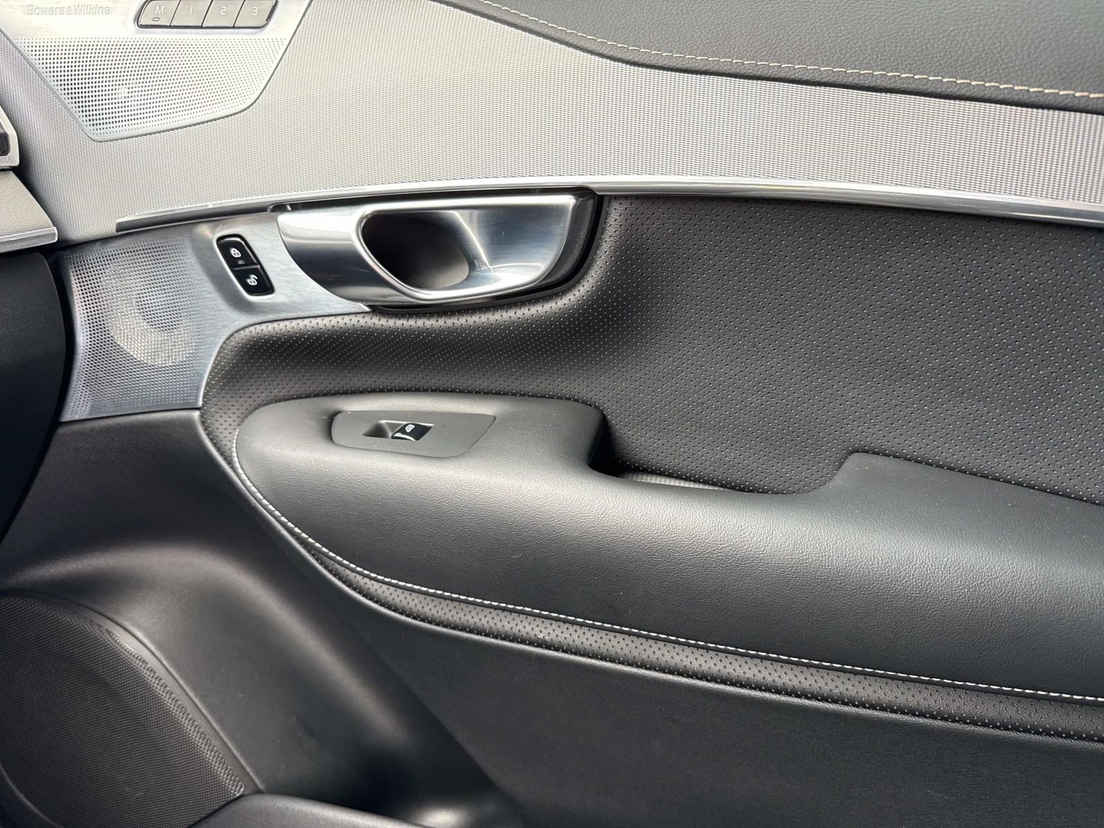 2021 Volvo XC90 R-Design - Photo 32