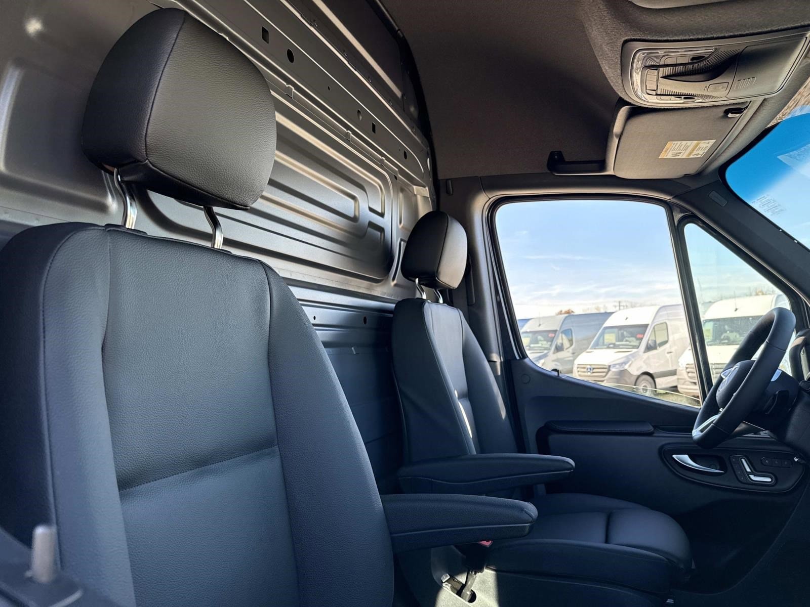 2026 MERCEDES-BENZ SPRINTER - Image 4