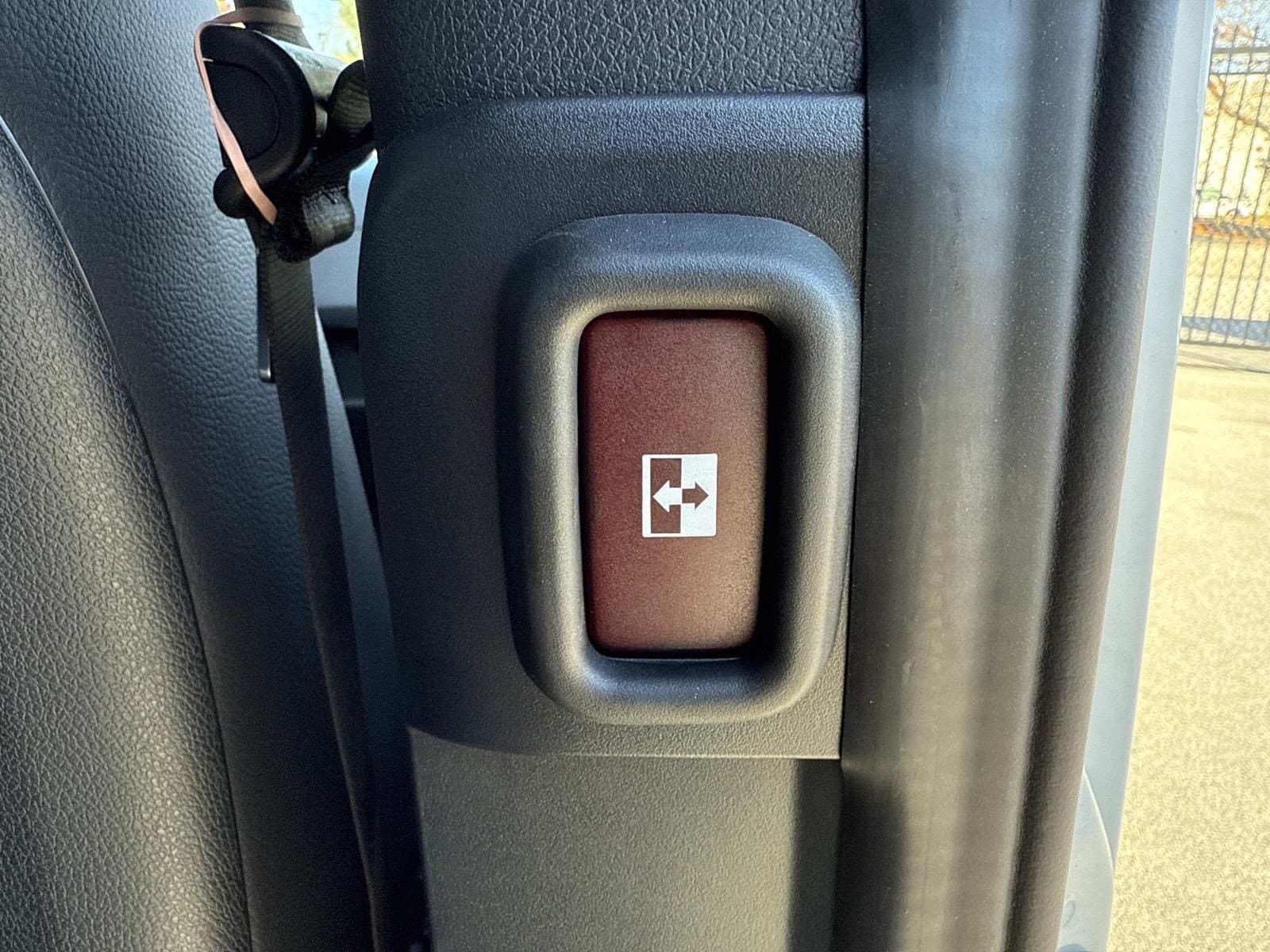 2025 MERCEDES-BENZ SPRINTER - Image 9