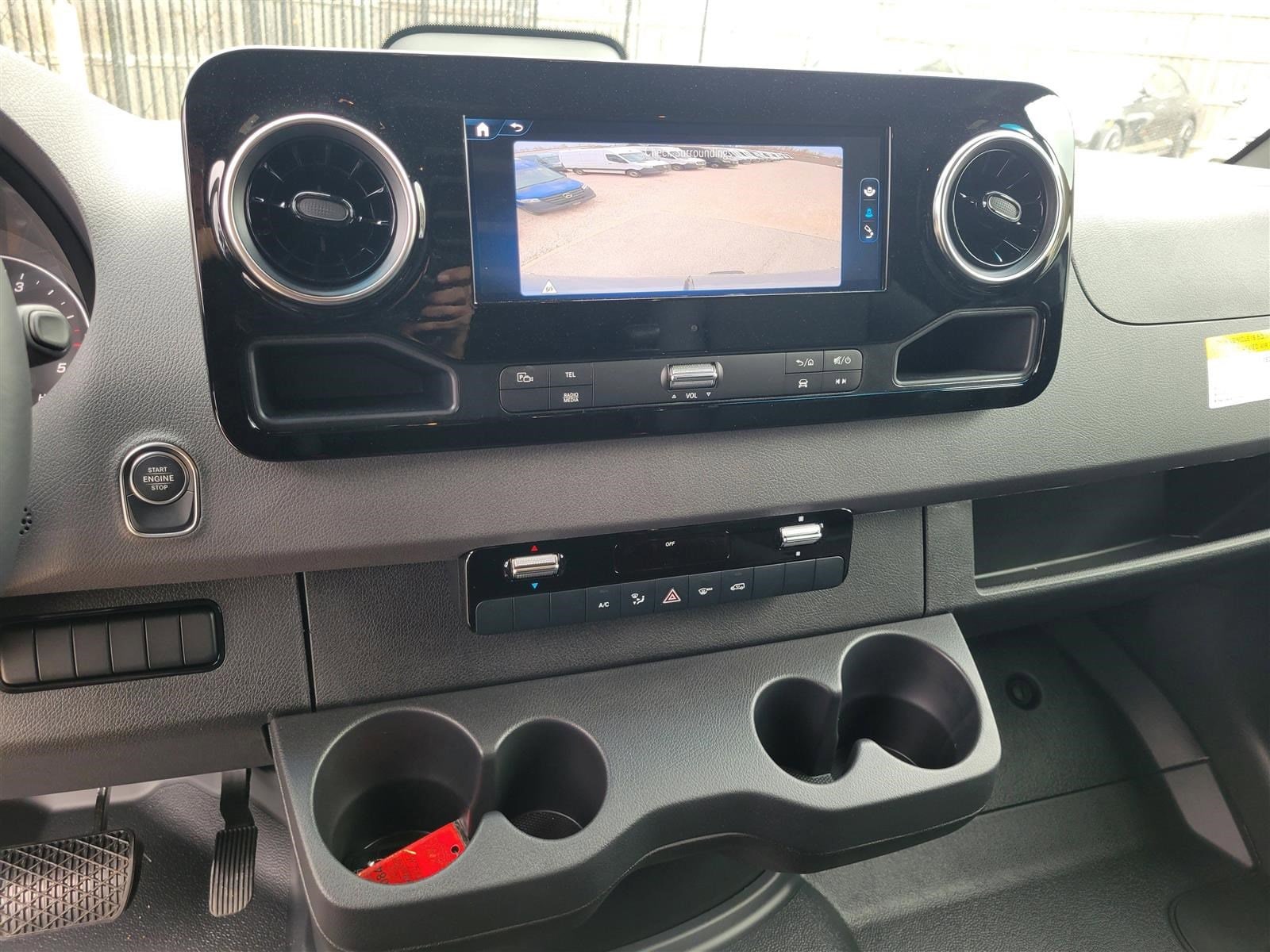 2025 MERCEDES-BENZ SPRINTER - Image 27