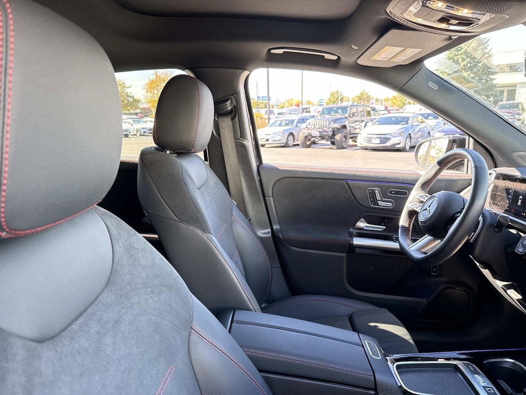 New 2025 Mercedes-Benz GLA 4MATIC SUV