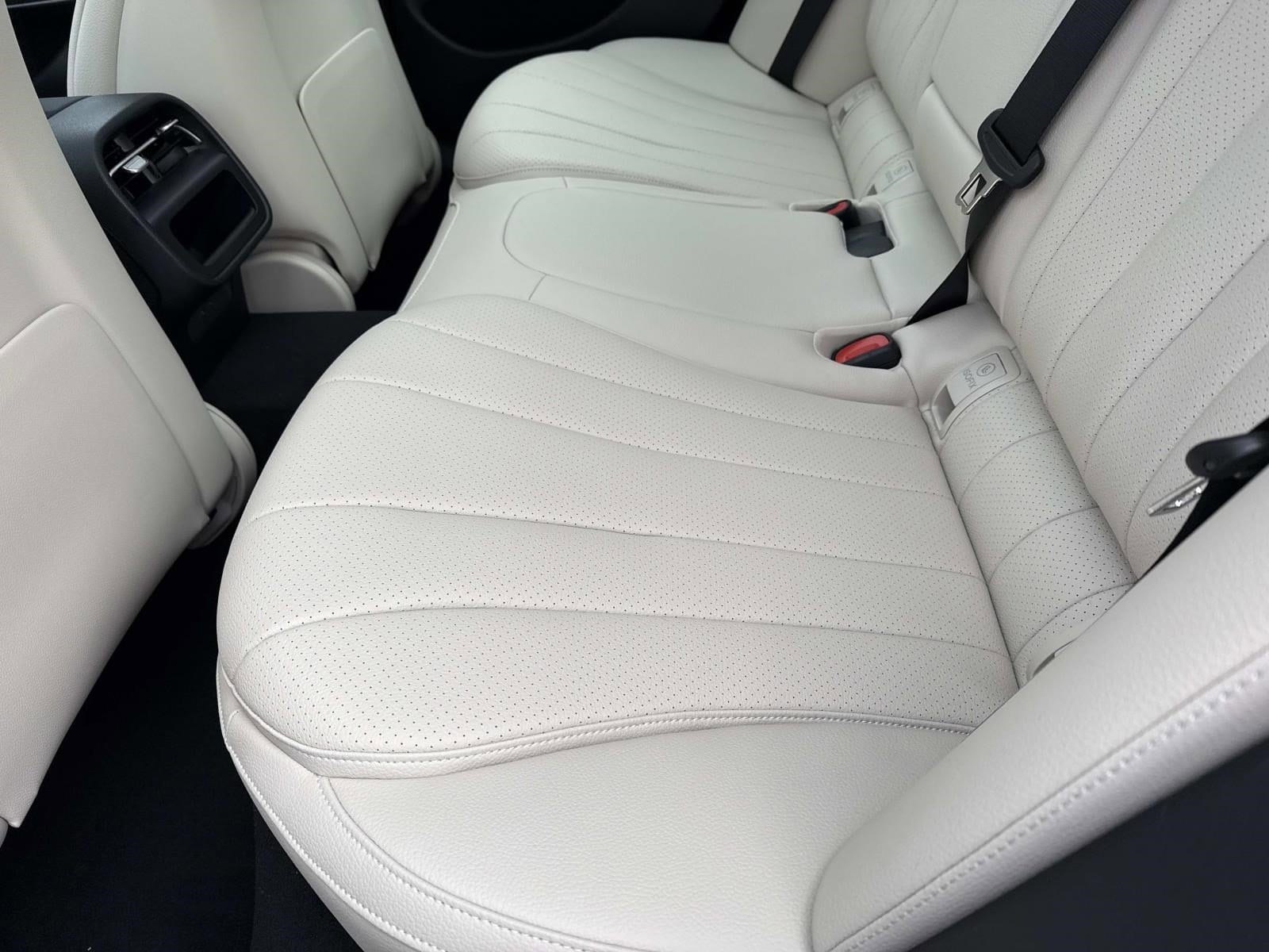 2026 MERCEDES-BENZ E-CLASS - Image 17