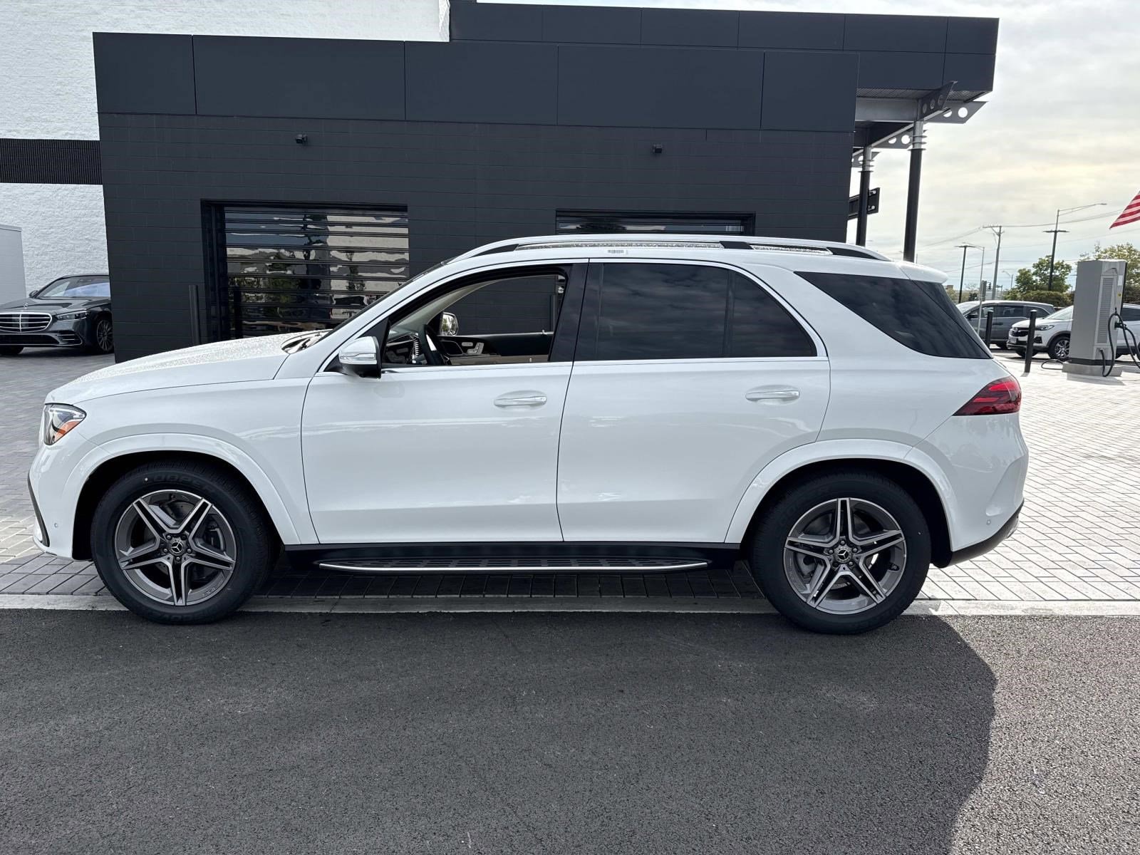 2026 MERCEDES-BENZ GLE-CLASS - Image 9