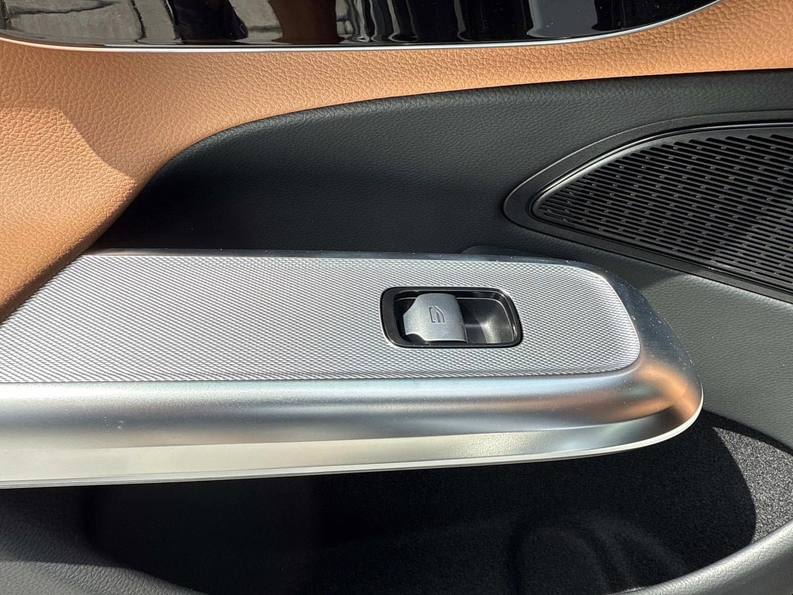 2026 MERCEDES-BENZ E-CLASS - Image 17