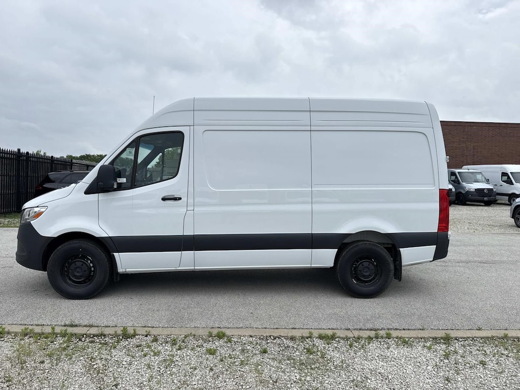 New 2026 Mercedes-Benz Sprinter 2500 Standard Roof 4-Cyl Diesel HO Van Cargo Van
