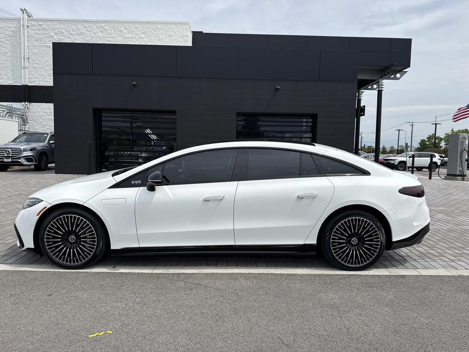 Used 2024 Mercedes-Benz EQS Base with VIN W1KCG2DB6RA046932 for sale in Orland Park, IL