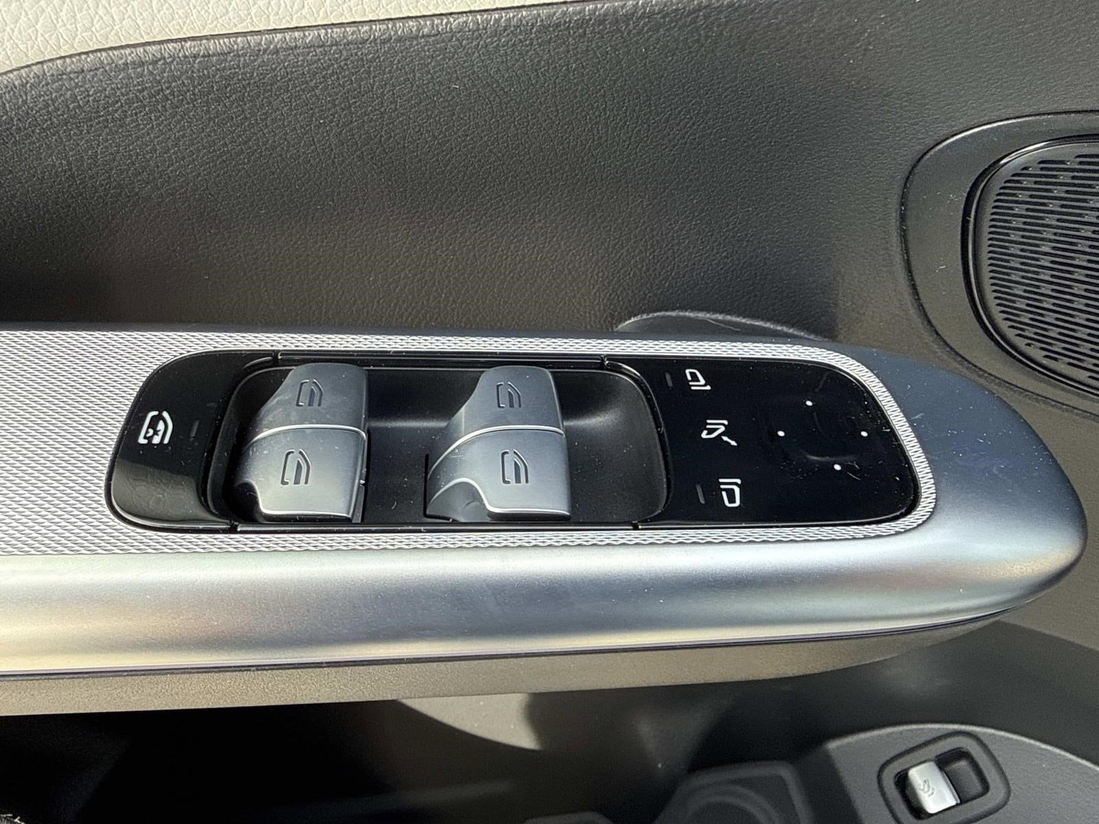 2026 MERCEDES-BENZ GLC-CLASS - Image 24