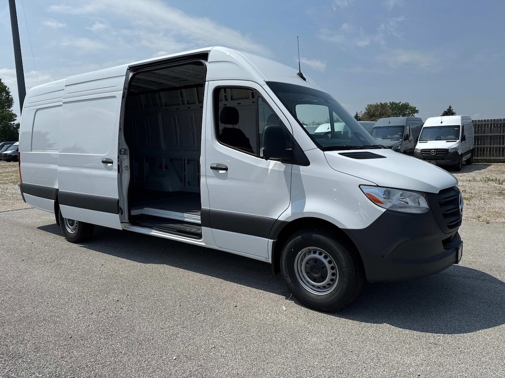 New 2025 Mercedes-Benz Sprinter 2500 High Roof 4-Cyl Diesel Van Extended Cargo Van