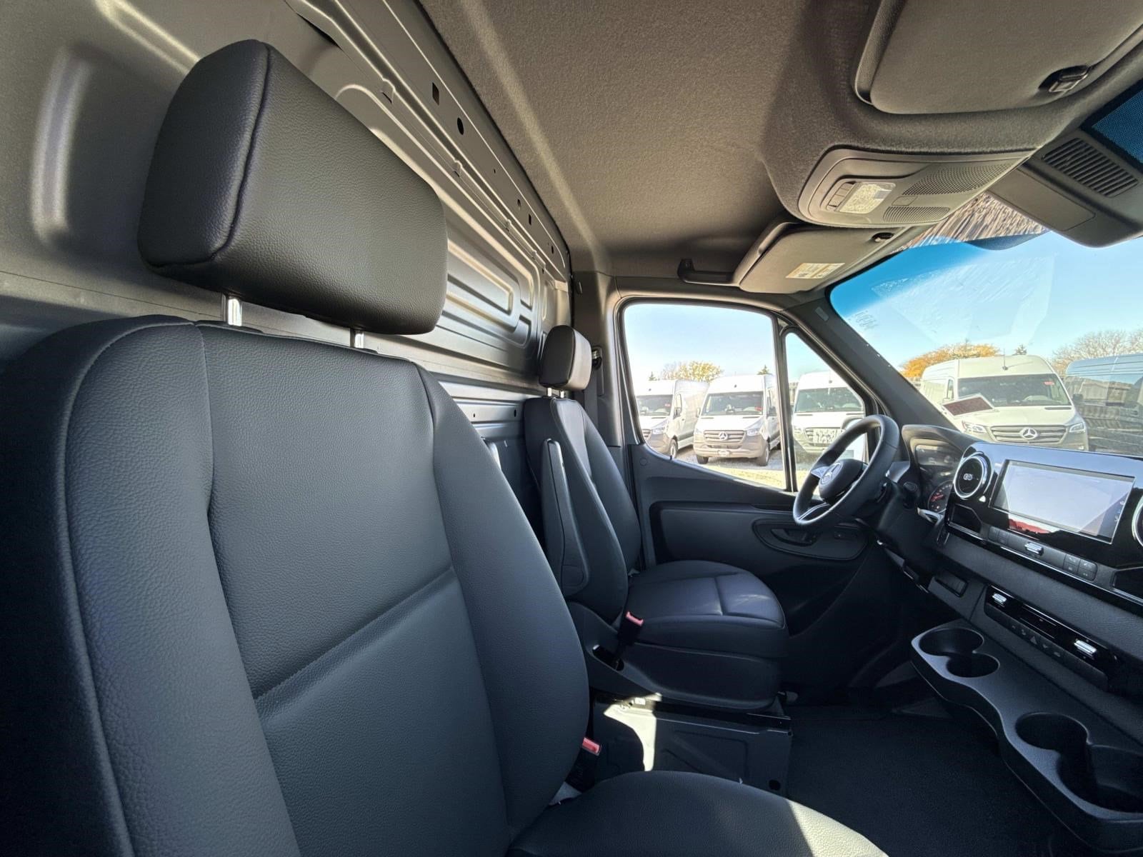 2026 MERCEDES-BENZ SPRINTER - Image 5