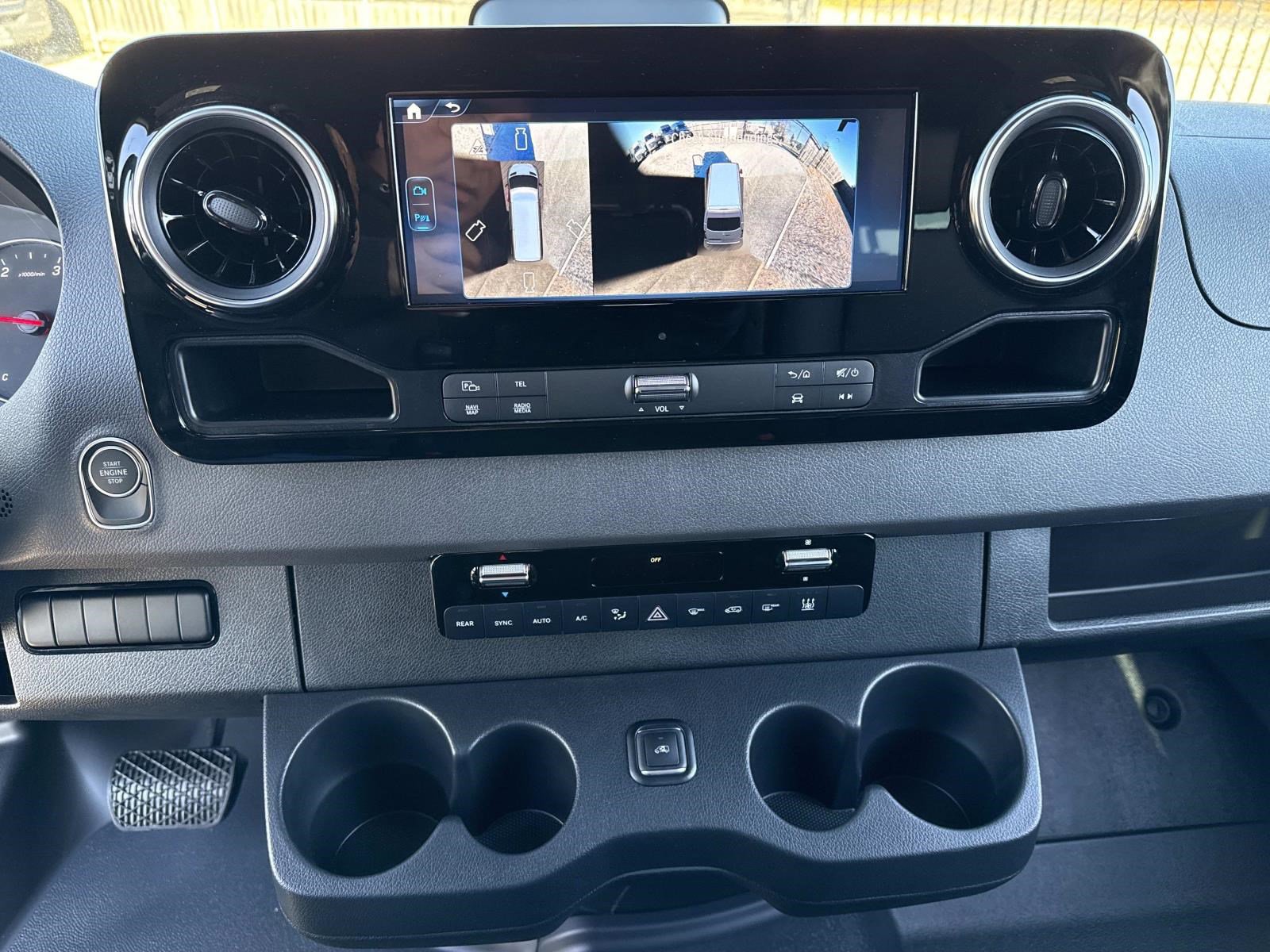 2025 MERCEDES-BENZ SPRINTER - Image 26