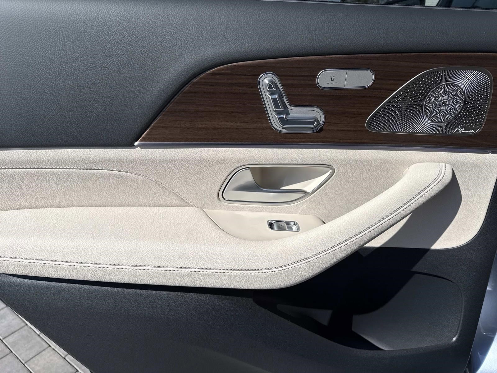 2026 MERCEDES-BENZ GLS-CLASS - Image 16