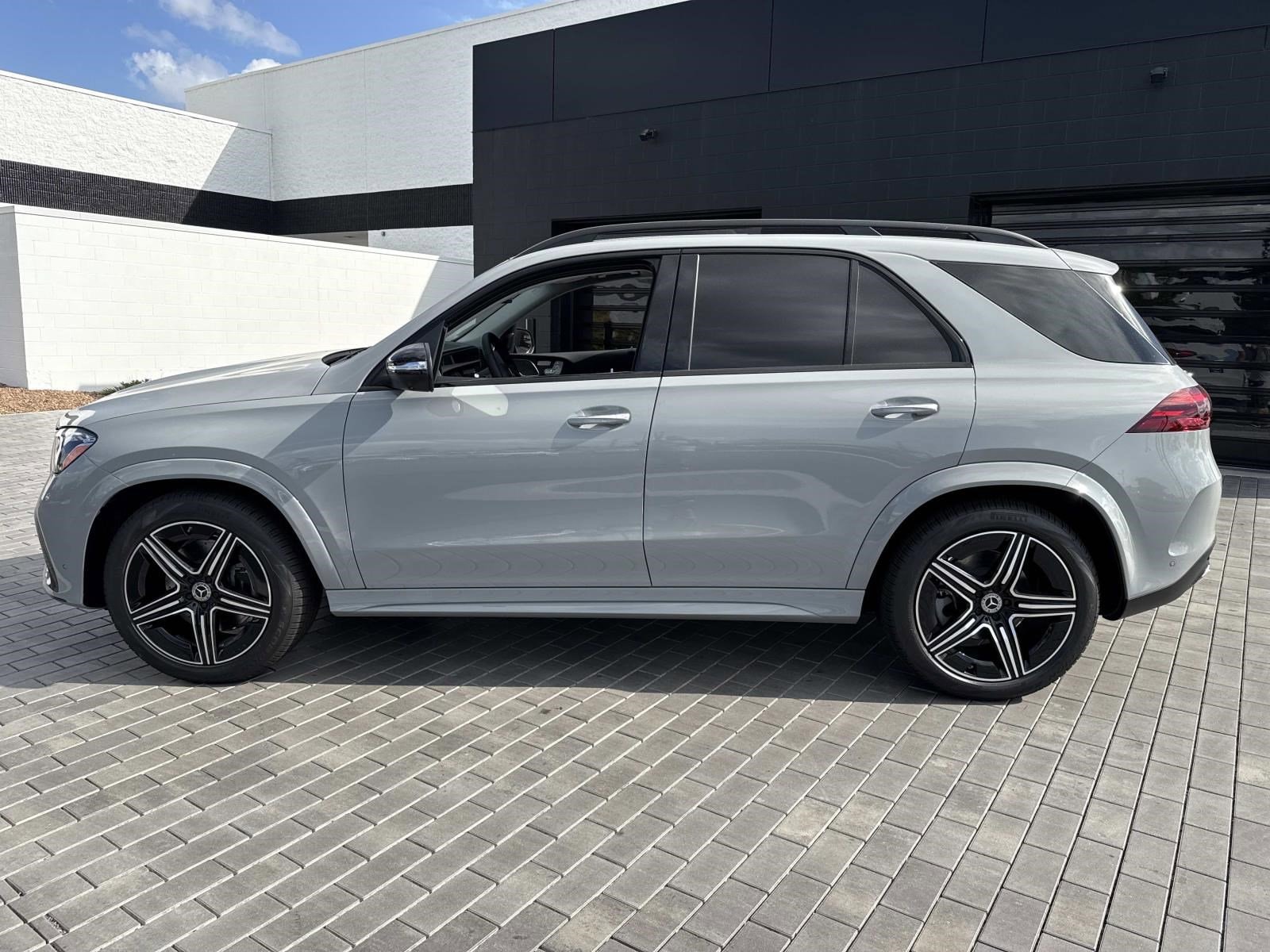 2026 MERCEDES-BENZ GLE-CLASS - Image 9