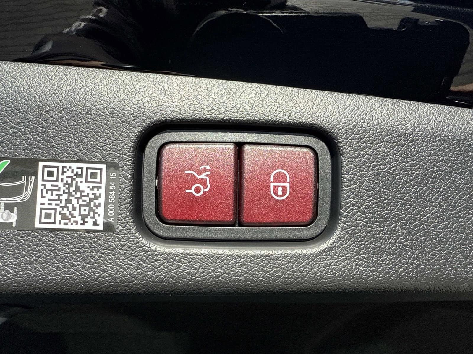 2026 MERCEDES-BENZ E-CLASS - Image 13