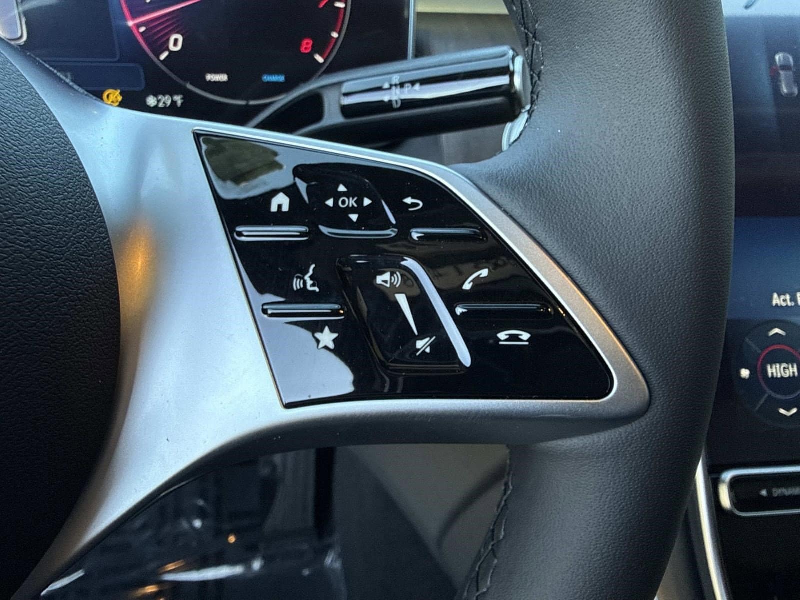 2026 MERCEDES-BENZ GLC-CLASS - Image 37