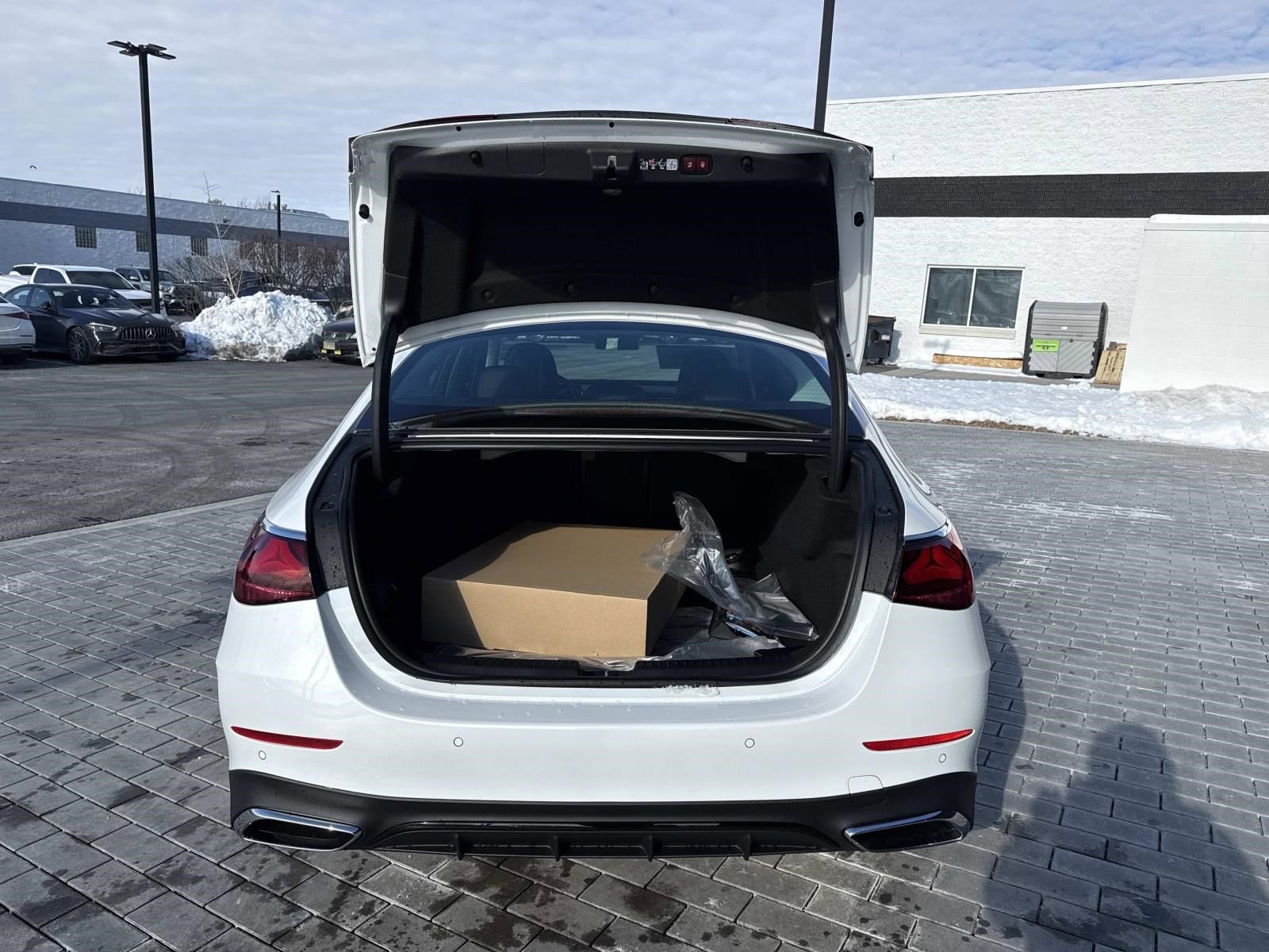 2026 MERCEDES-BENZ E-CLASS - Image 8