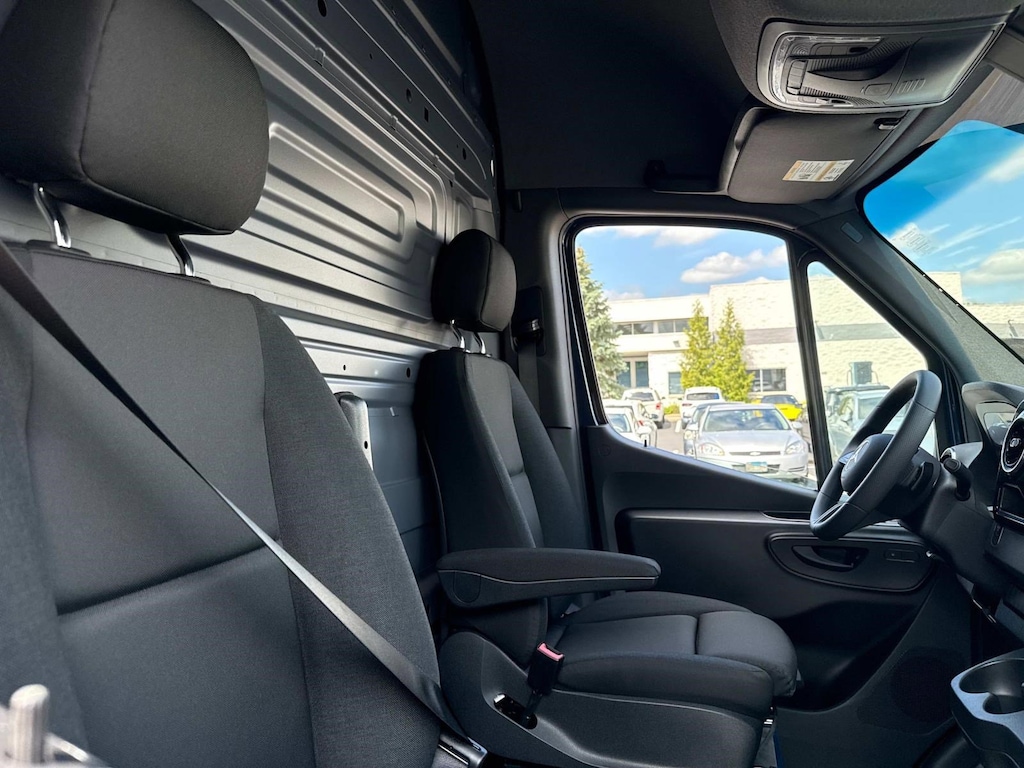 New 2025 Mercedes-Benz Sprinter 2500 High Roof 4-Cyl Diesel Van Extended Cargo Van