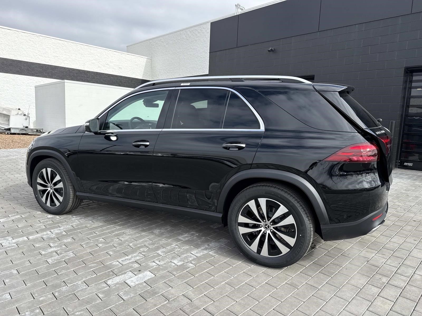 2026 MERCEDES-BENZ GLE-CLASS - Image 12