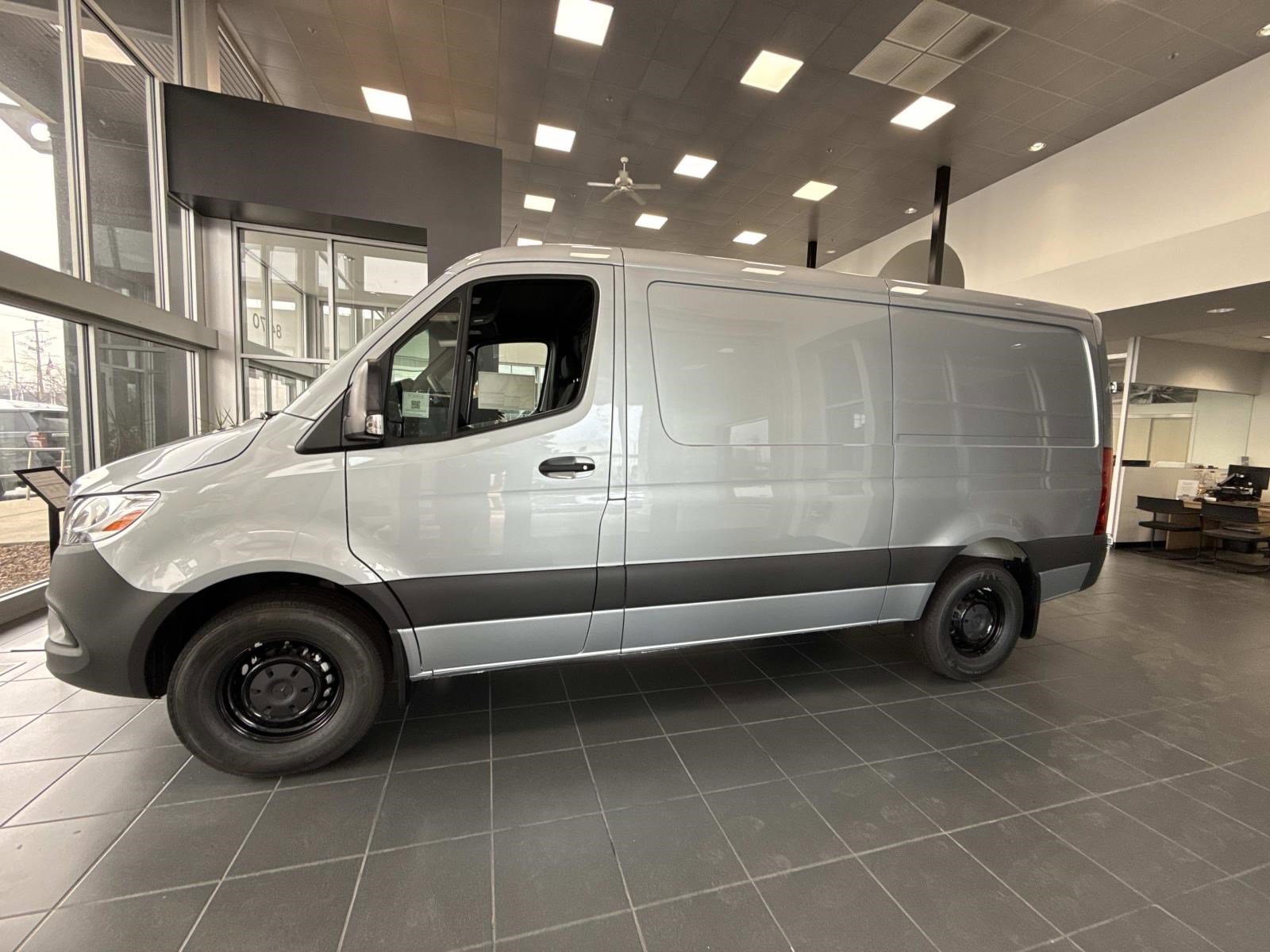 2026 MERCEDES-BENZ SPRINTER - Image 2