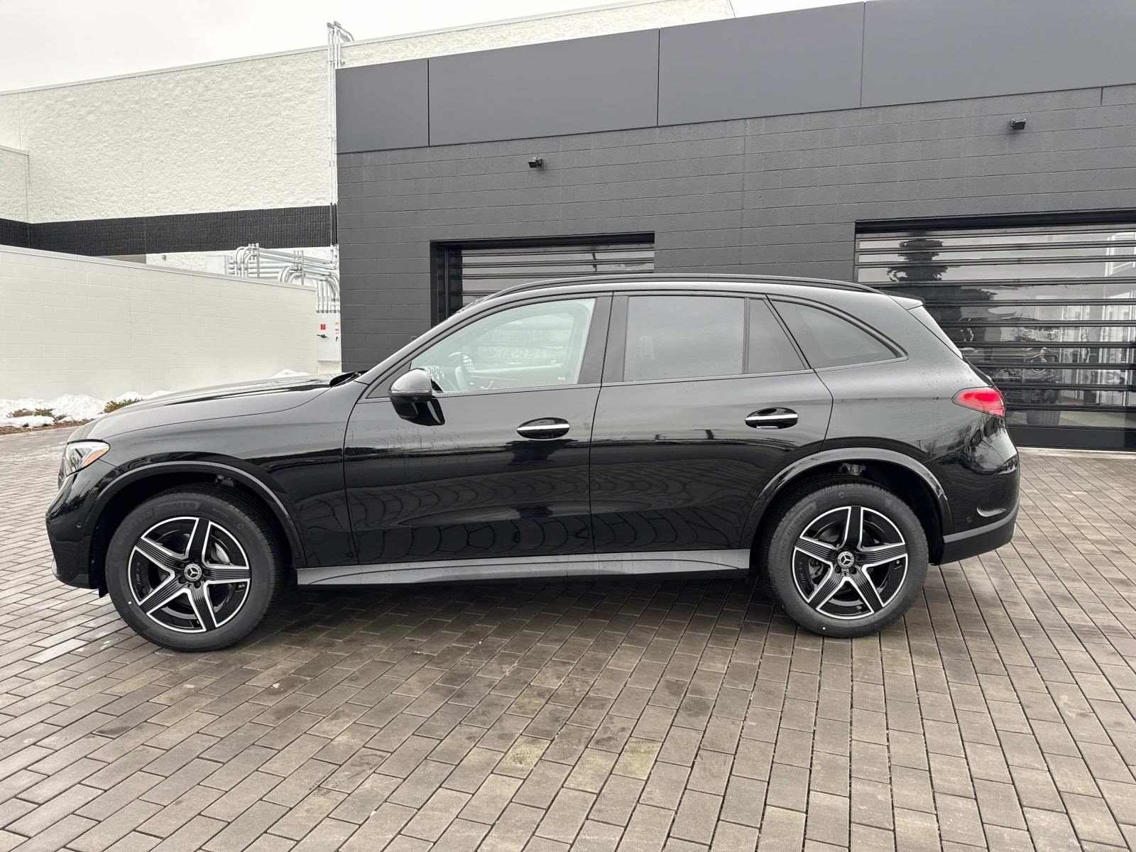 2026 MERCEDES-BENZ GLC-CLASS - Image 2