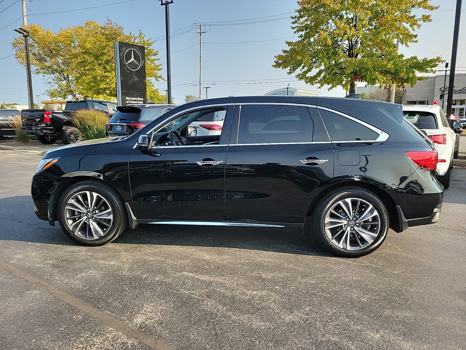 Used 2019 Acura MDX Technology Package with VIN 5J8YD4H53KL032703 for sale in Orland Park, IL