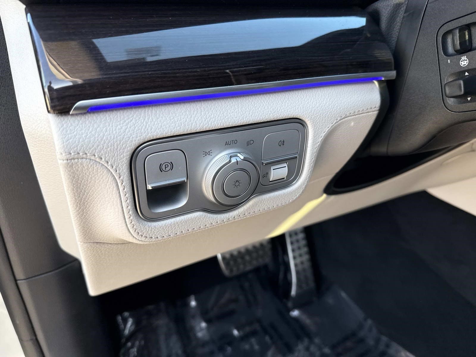 2026 MERCEDES-BENZ GLE-CLASS - Image 24