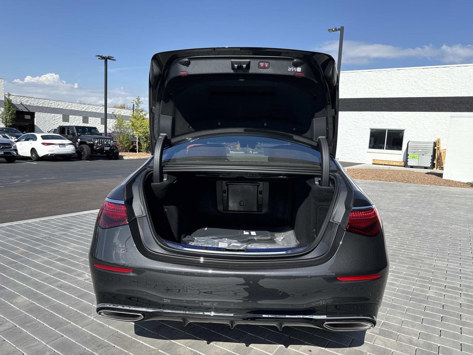 2026 MERCEDES-BENZ S-CLASS - Image 12