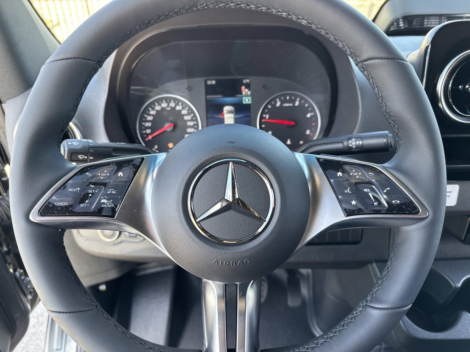 2026 MERCEDES-BENZ SPRINTER - Image 28