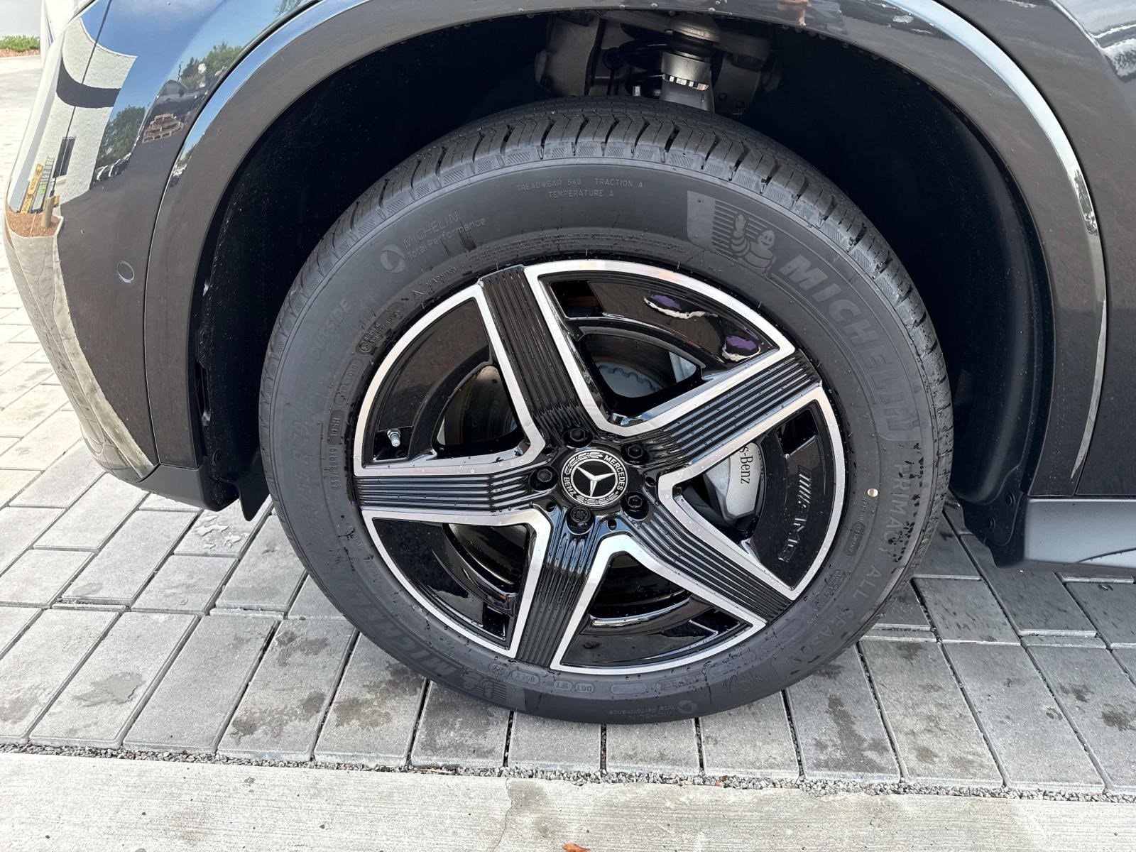 2025 MERCEDES-BENZ GLC-CLASS - Image 10