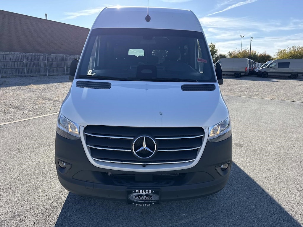 New 2025 Mercedes-Benz Sprinter 2500 Standard Roof 4-Cyl Diesel HO Van Passenger Van