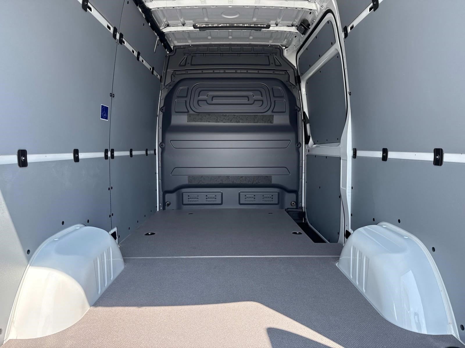 2025 MERCEDES-BENZ SPRINTER - Image 16