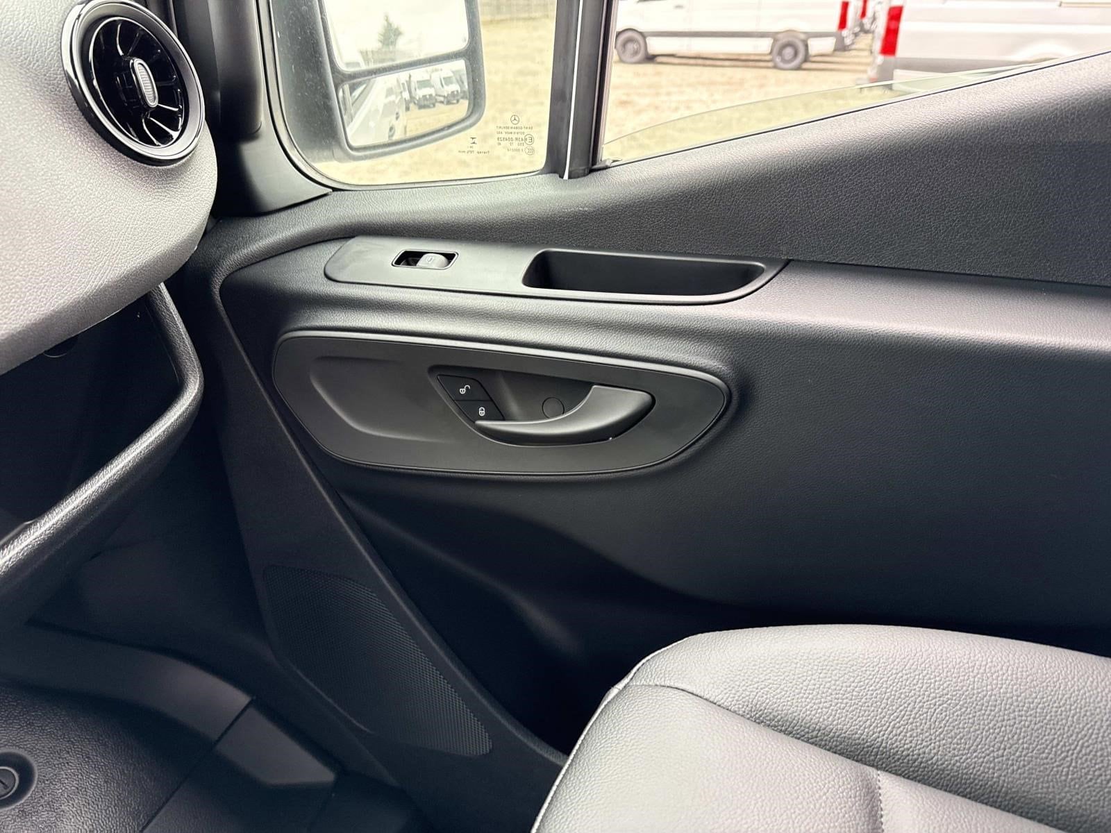 2025 MERCEDES-BENZ SPRINTER - Image 23